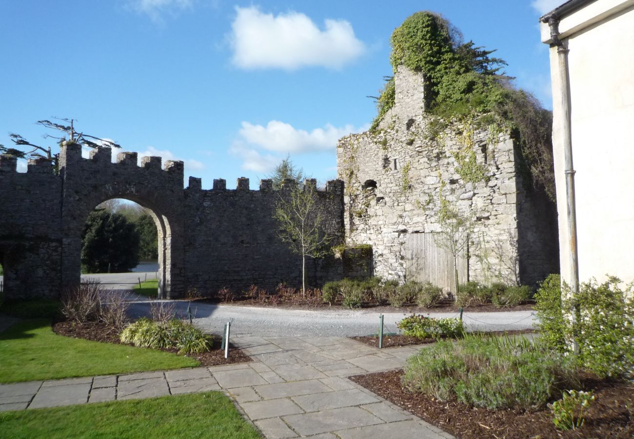 Castlemartyr Holiday Lodges,2 Bed Mews, Pretty Holiday Accommodation in Castlemartyr, County Cork