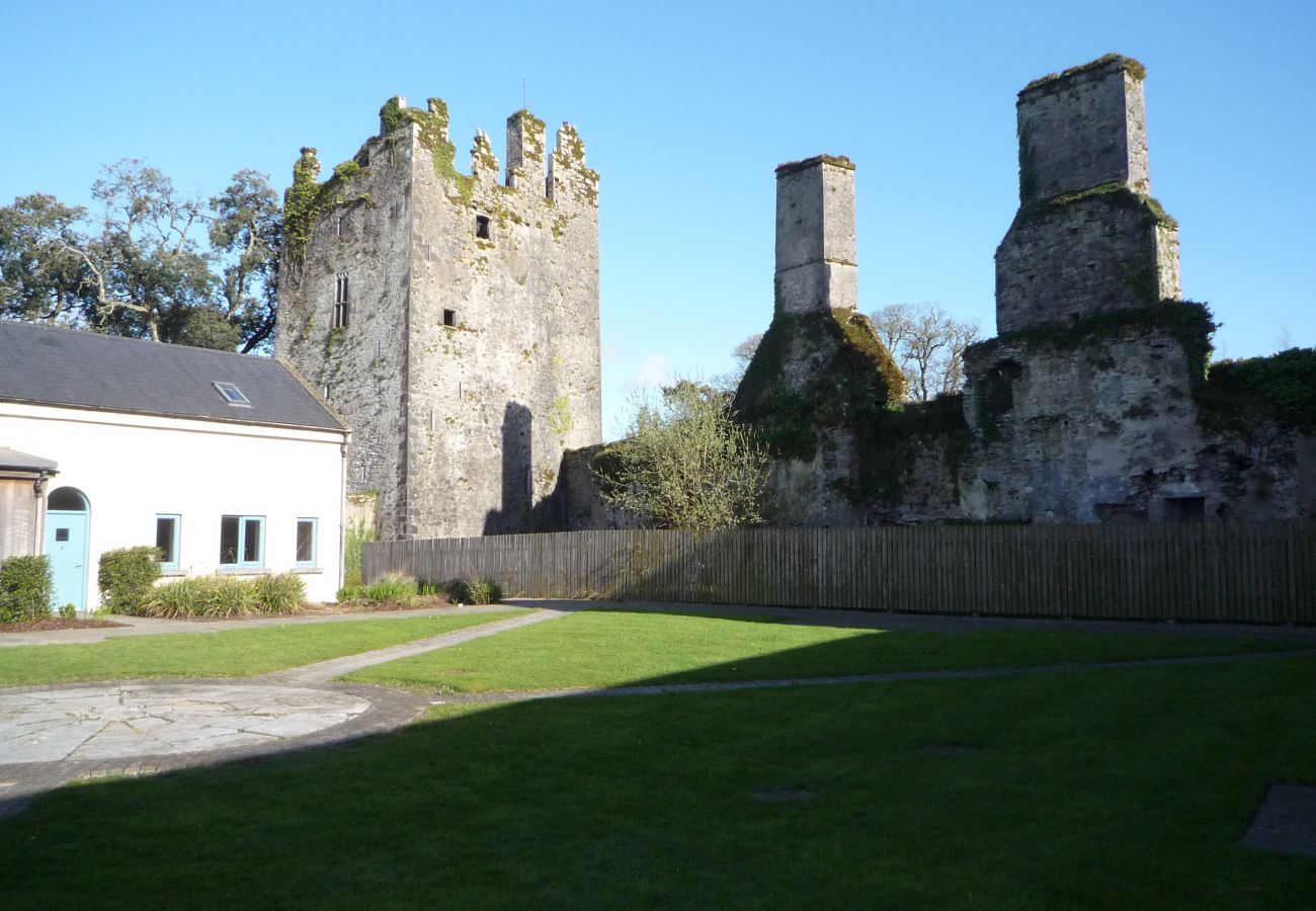 Castlemartyr Holiday Lodges, 3 Bed Mews, Pretty Holiday Accommodation in Castlemartyr, County Cork