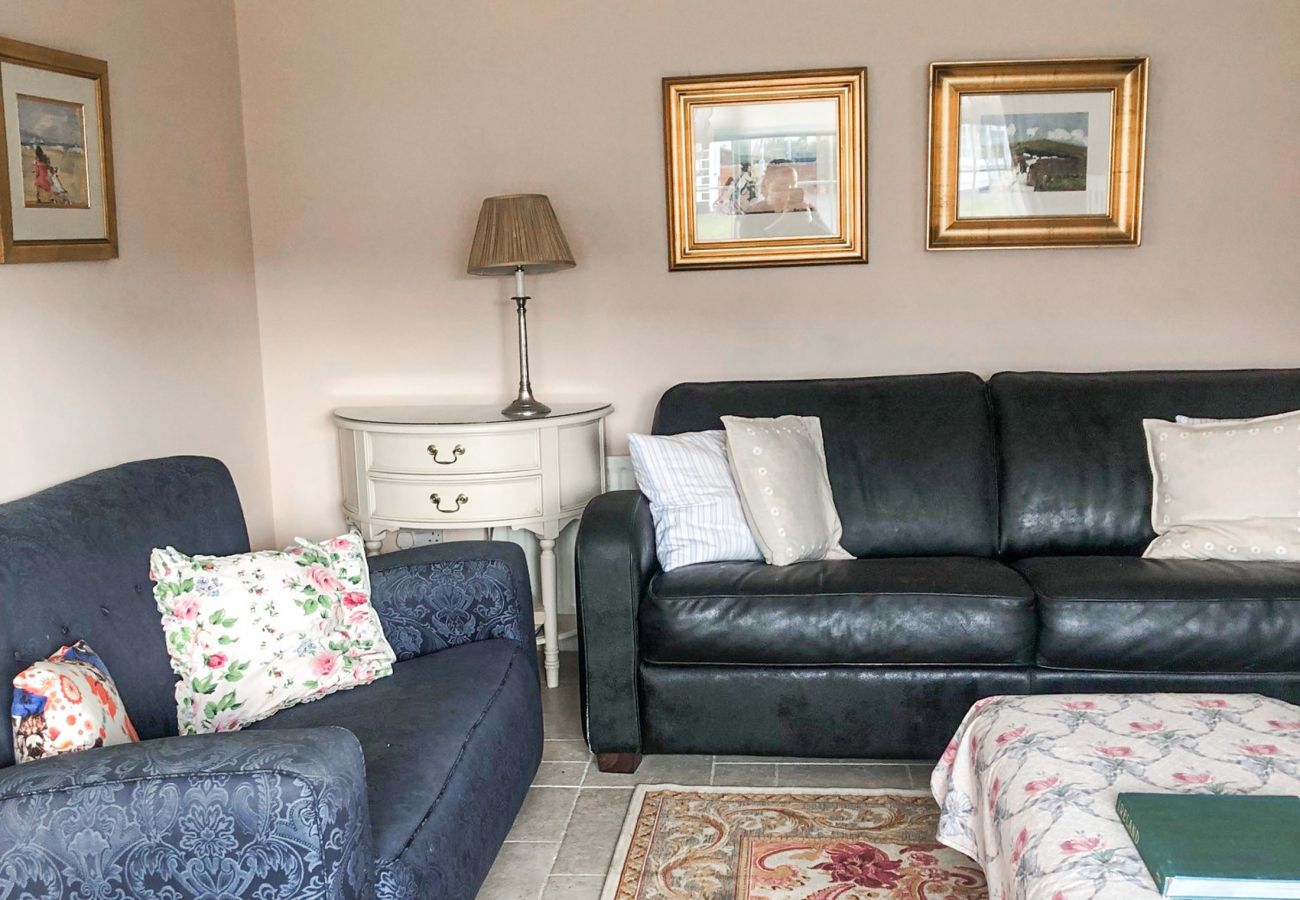 Springwood Cottage Louisburgh. Coastal holiday home Co Mayo. Comfortable Living Room. 