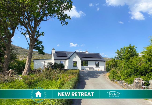 House in Roundstone - Bluebell Cottage Roundstone